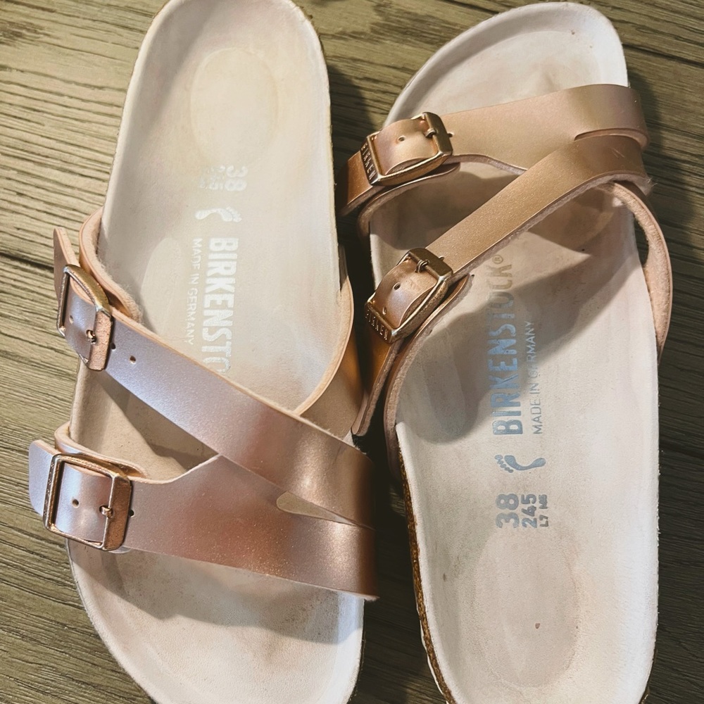 Birkenstock Rose Gold Yao Balance Women's Sandals, Size 38, Narrow. - Picture 16 of 16